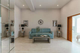 Апартаменты Rayon de soleil Санкт-Петербург Апартаменты по адресу: Наб. Канала Грибоедова, д. 97-5